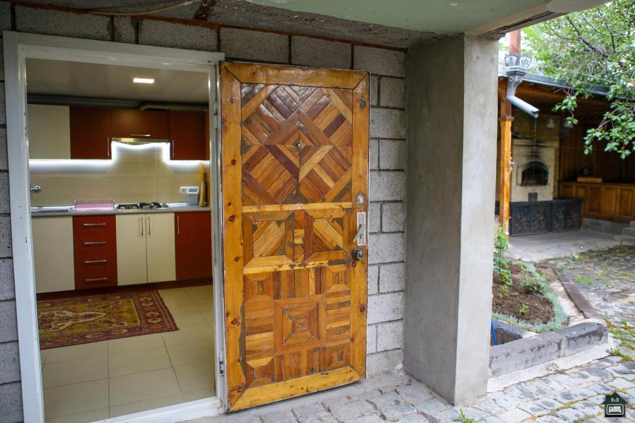 Guest House In Gjoumri Kültér fotó